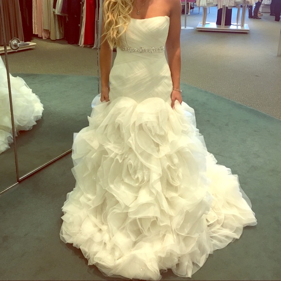 White by Vera Wang Dresses & Skirts - Vera wedding gown